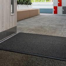 China 2.35mm Open Structure 18mm Outdoor Entry Mats Heavy for sale