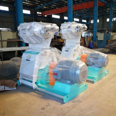 China 45kW serrín 0,5 - 10m m pulverizan la trituradora de madera machacante de madera de la máquina en venta
