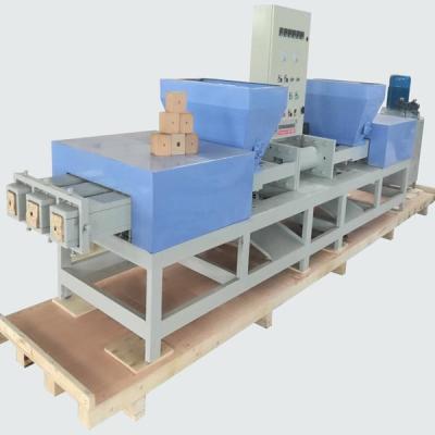 China Cabeça tripla máquina de madeira pressionada do fabricante do bloco da pálete de EPAL à venda