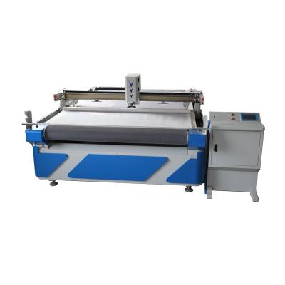 Chine Multi Layers Fabric Oscillating Knife Cutting Machine Rack And Pinion Transmission With Boke Smart Nest Software à vendre