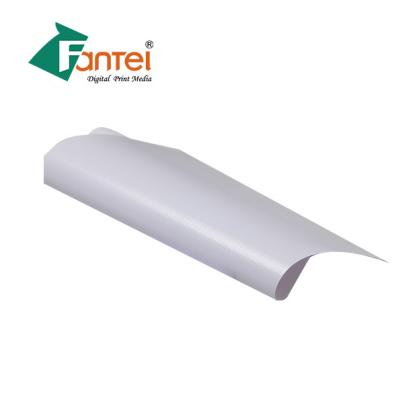 China Bandeira Flexãoãoível de PVC Outdoor Polyester de Frontlit, Digital que imprime o material 8oz à venda