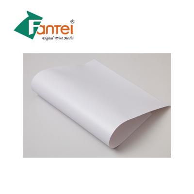 China 260Gsm PVC Outdoor Advertising Materials Hot Lamination Glossy for sale