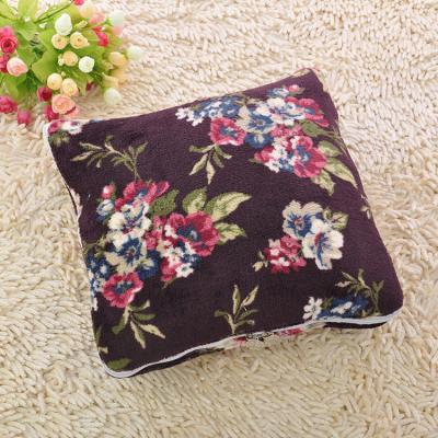 China Fade Resistant Foldable Blanket Pillow Breathable Warm Lightweight Fleece Throw Blanket for sale