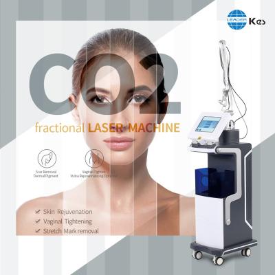 China Máquina de tratamento a laser Ce Co2 médico para remoção de cicatrizes e acne à venda