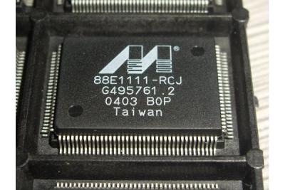 Chine Microcontrôleur à 8 bits 8K/16K, 256 OTP, I2C de l'unité S87C652-4A44-  -80C51 de microcontrôleur de MCU à vendre