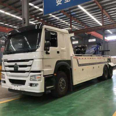 China Good Quality Used Tow Truck Heavy Road-block Removal Truck for Sale for sale