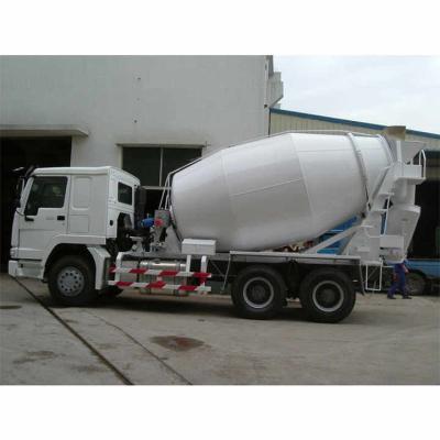 China JCD3 concrete mixer truck be used to transport concrete in the mixing tank at any time extremely easy to install for sale