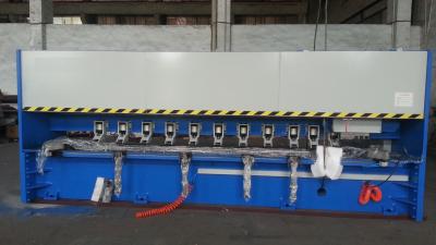 China alimentación auto de la presión de aire de la máquina de la hoja V largo del CNC de los 4M que acanala en venta