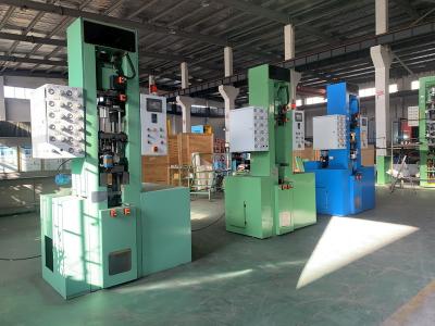 China Prensa de compactación de metal de polvo eléctrico CNC de 25 toneladas Compactación de polvo seco totalmente automática en venta