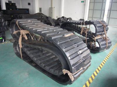 China 700 X 100 X 96mm Hitachi Rubber Tracks , Replacement Rubber Tracks Strong Inner Structure for sale