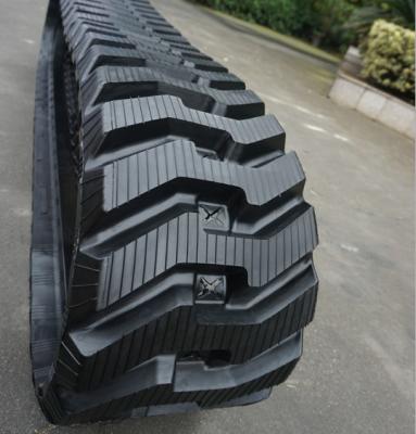 China Jointless Skid Steer Rubber Tracks 320 X 86BL X 50 For JCB ROBOT180T Adapted To Tough Ground for sale