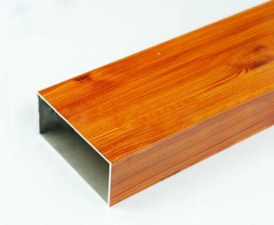 Chine Le bois carré a fini le profil en aluminium de cadre de porte pour le matériau de construction à vendre