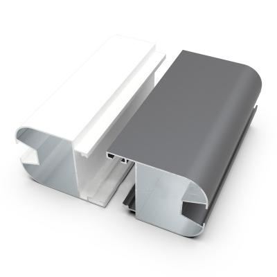 China La protuberancia de aluminio 6063 modificó los perfiles de aluminio anodizados de plata del marco para requisitos particulares de puerta para el mercado de Senegal en venta