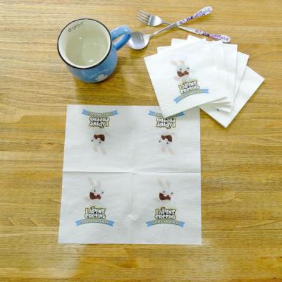 中国 23*23cmの柔らかいチィッシュ ペーパーのナプキン、カクテルの夕食の紙ナプキンのロゴの印刷 販売のため