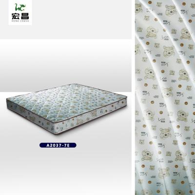 China Custom Printed 70g-90gsm Polyester Mattress Fabric Good Light Resistance for sale
