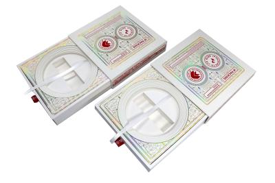 China Caja de regalo de encargo que empaqueta, caja de papel de la cartulina con tirón de la cinta en venta