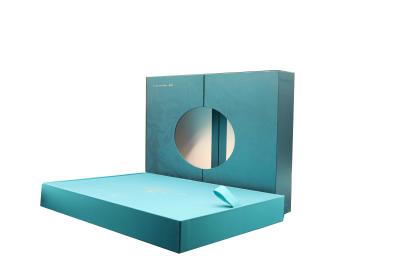 China Cajas de embalaje de regalo cosmético de alta calidad, caja rígida abierta deslizante en venta