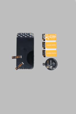 China Accesorios de empaquetado que cortan con tintas, protector ISO9001 ISO14001 de la pantalla de la etiqueta engomada del polvo en venta