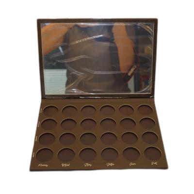 Китай Изготовленная на заказ пустая палитра теней для век с материалом картона отверстий зеркала 24 продается