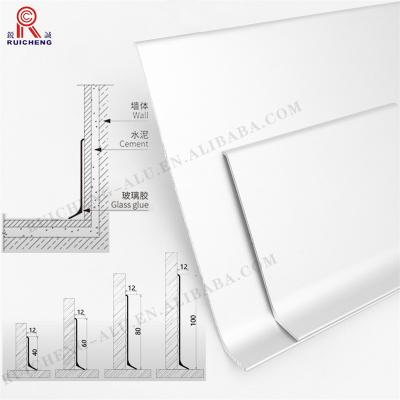 中国 Aluminum Skirting Board Waterproof Silver Wall Protection 4 Inch 販売のため