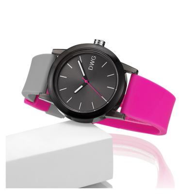 China Attractive Colorful Silicone Band Watch With Plastic Case OEM ODM Supported for sale