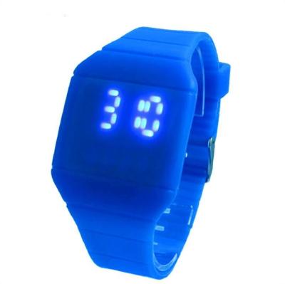 China Silicone Band Fashion LED Digital Watch LED Time Showing Promotional Christmas Gift for sale