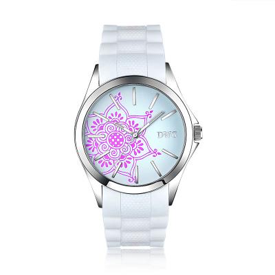 China a cara dos relógios das mulheres feitas sob encomenda de 30mm imprimiu o relógio do silicone do OEM Recyled à venda