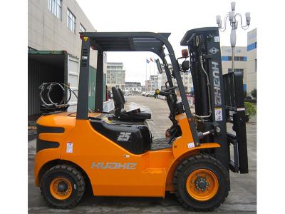 China Automatic Power Gasoline LPG Forklift 2.5 Ton With Pneumatic Tire for sale