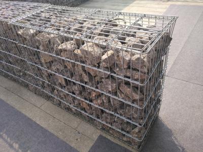 Chine grillage Rock Walls de rivages de mur de soutènement de cage en métal de trou du diamètre 5x10 de 4.5mm à vendre