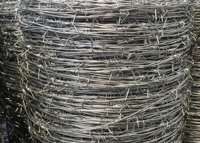 China 12x12 3.2mm Hot Dipped Galvanized Wire Silver 14x14 Barbed Wire for sale