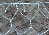 Κίνα υφαμένο εξαγωνικό Gabion καλάθι 8x10cm πλέγματος 2.7mm Galfan άνοιγμα προς πώληση