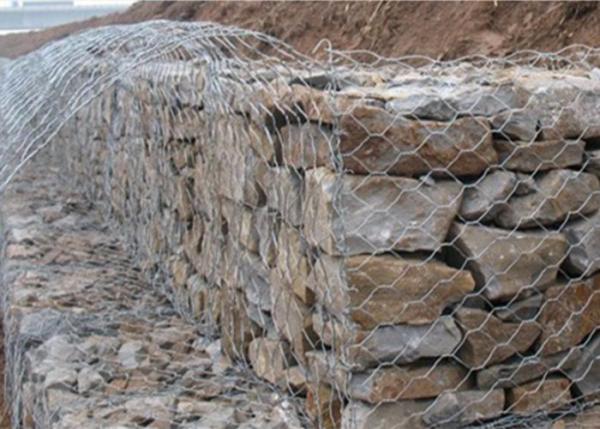 Quality Hexagonal 2.7mm Gabion Wall Baskets Hot Dipped Galvanized for sale