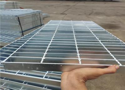 Chine Semi Inset Platform Press Locked Steel Grating Welded Plain Bar Floor à vendre
