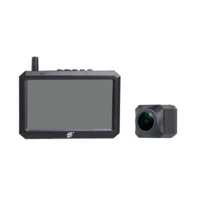 China Waterproof IP68 Wireless Backup Cameras With 5 Inch Color Monitor for sale