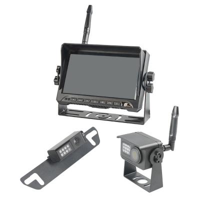 China IP69K Wireless Backup Camera Systems With 7 Inch IPS Monitor Kit for sale