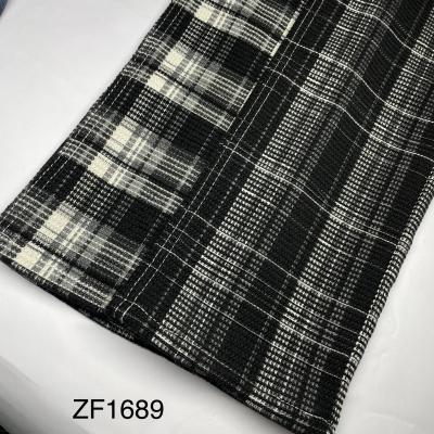 China Jacquard Denim Dressmaking Fabric 8oz Customized for sale