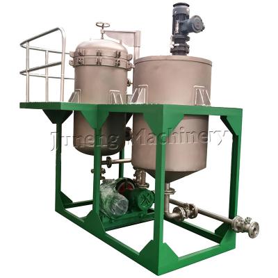 China Compact Size Low Capacity Vertical Metal Leaf Filter Machine With Tank for sale