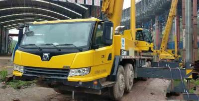 China 50 het Olieverbruik van Ton Used Truck Crane XCMG QY50KA 40L per 100km Te koop