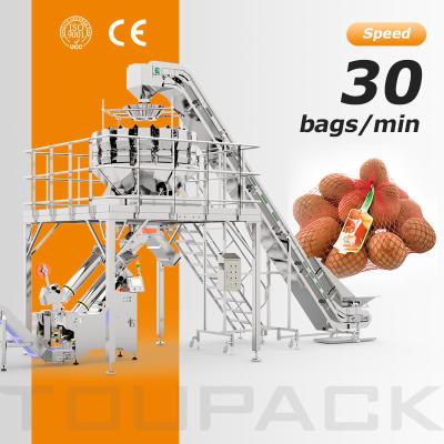 Cina Linea di imballaggio per sacchi industriali a maglia di patate con sacchetto di riempimento automatico per pesatrici e inseritore di tag in vendita