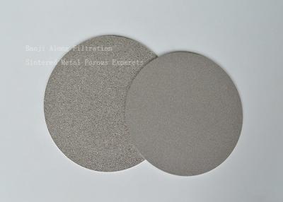 Chine 5 disque aggloméré poreux de filtre en métal de micron d'um/10 um /20 um/30 um/70 um à vendre