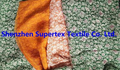 China tela de seda floral de la arruga de la tela de la gasa de la seda de los 5.5MM para el vestido de la mujer en venta