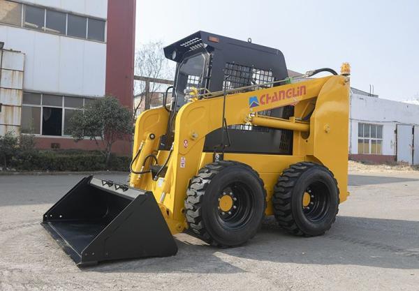 Quality Changlin Yellow Skid Loader Excavator 255F 0.4M3 Operating Weight 2400 Kg for sale