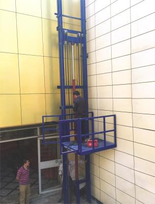 中国 Industrial Steel Scissor Lift Table 48 Inches Lifting Height Yellow Push Button Control 販売のため