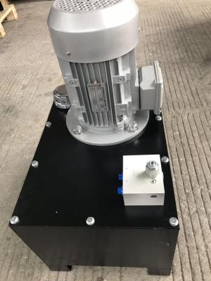 China Motopropulsor ativo dobro da hidráulica do cilindro hidráulico com as 2 válvulas de solenoide da estação CETOP 03 à venda
