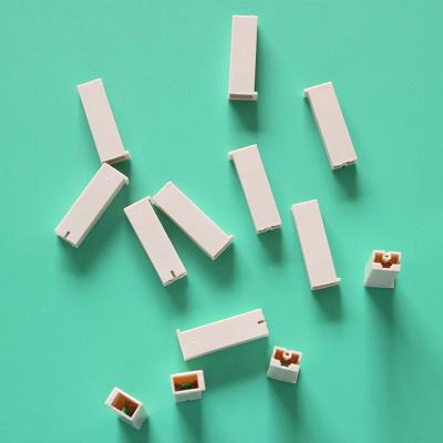 China Injection Molding Rubber Shell 1P Car Connector With Lock for sale