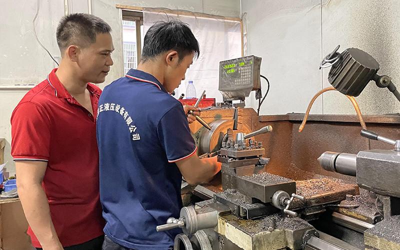 Проверенный китайский поставщик - Guangdong Haozheng Hydraulic Equipment Co., Ltd.
