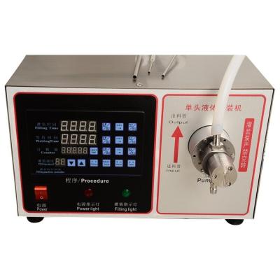China Máquina de enchimento semiautomática com bomba de engrenagem 1 ml-500 ml Volume de enchimento à venda