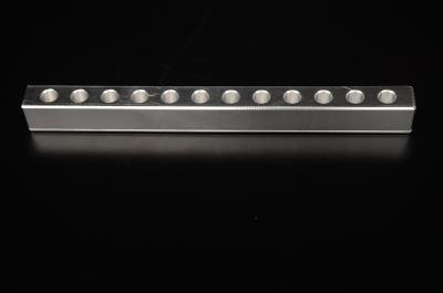 China 12 agujeros de vertido de molde de lápiz labial de metal 3-5 moldes por minuto en venta