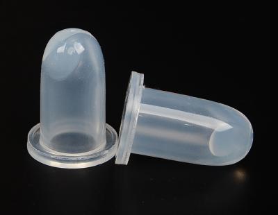 China Triángulo de lápiz labial mate Molde de silicona de lápiz labial de silicona transparente en venta
