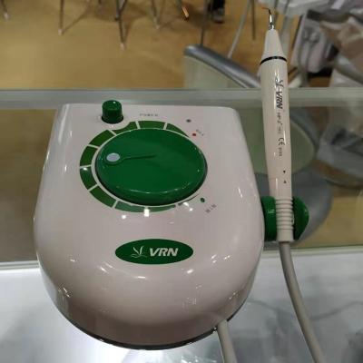 China Dental Ultrasonic Scaler Scaling Perio With Detachable Handpiece for sale